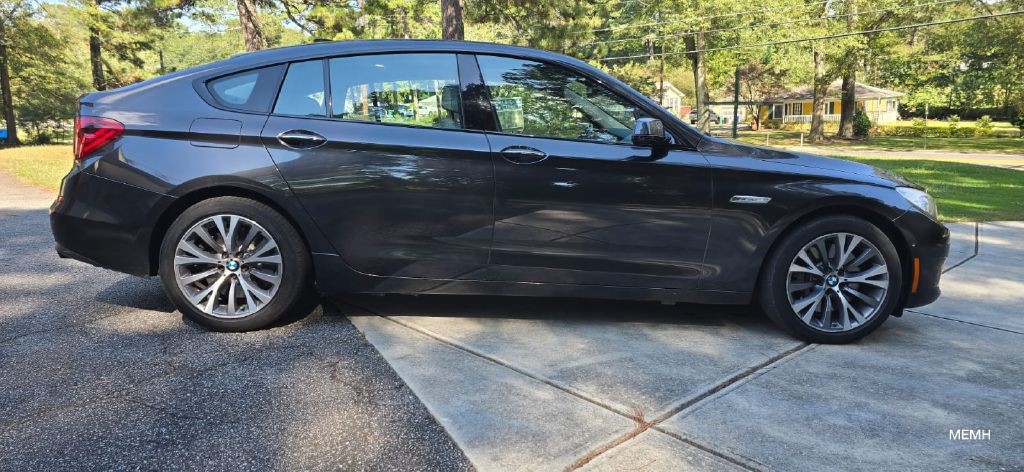 2012 BMW 5 Series Image 25