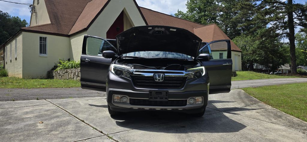 2017 Honda Ridgeline Image 33