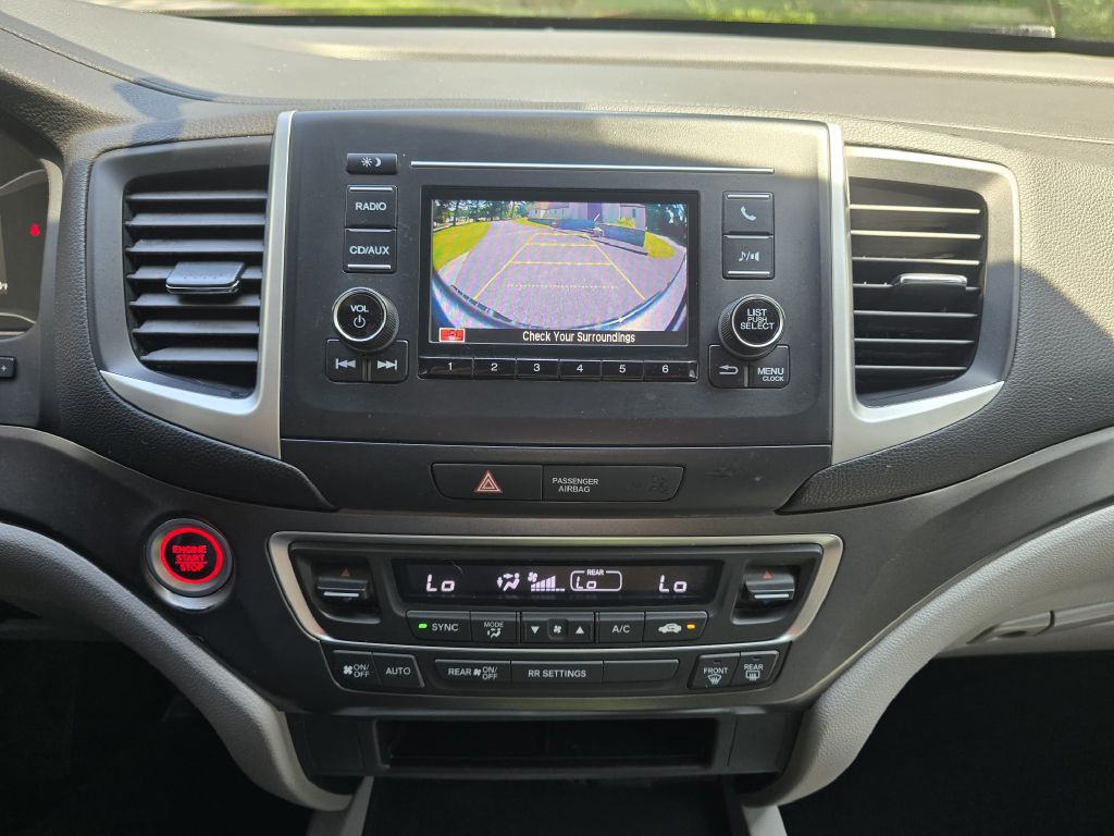2017 Honda Ridgeline Image 7