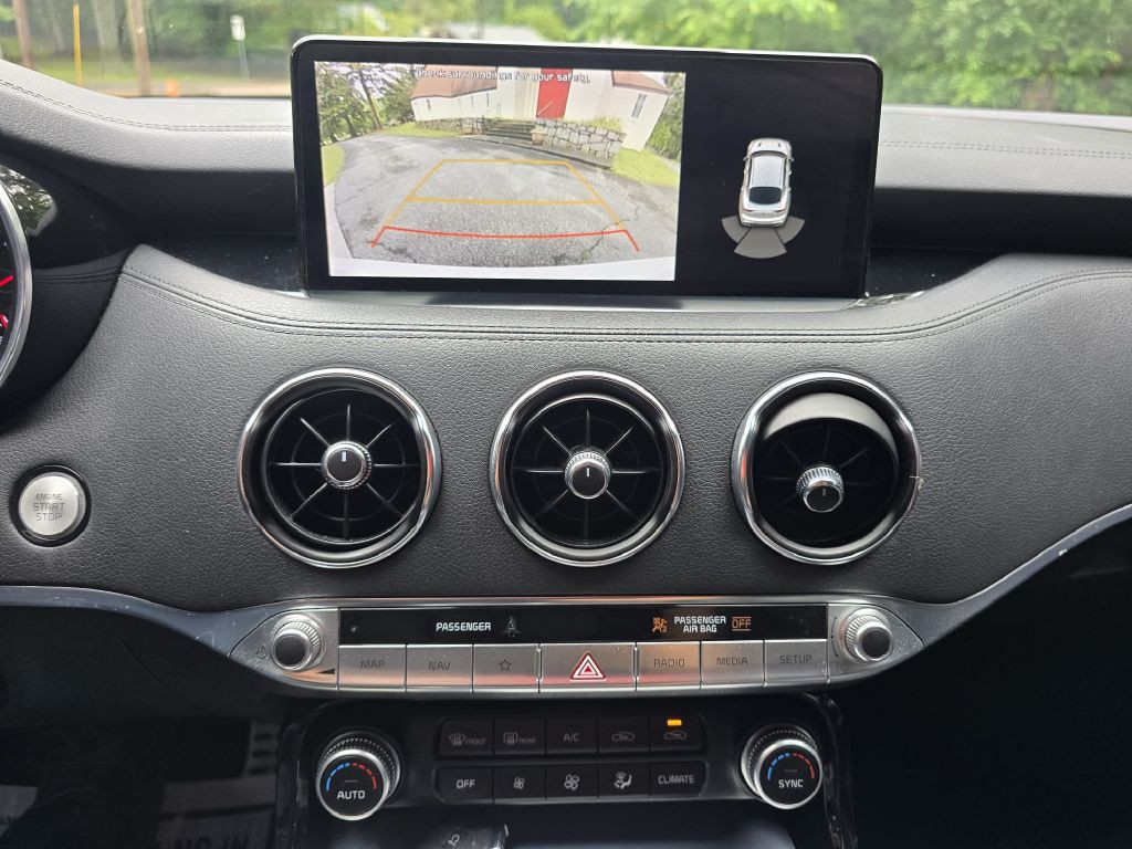 2022 Kia Stinger Image 6