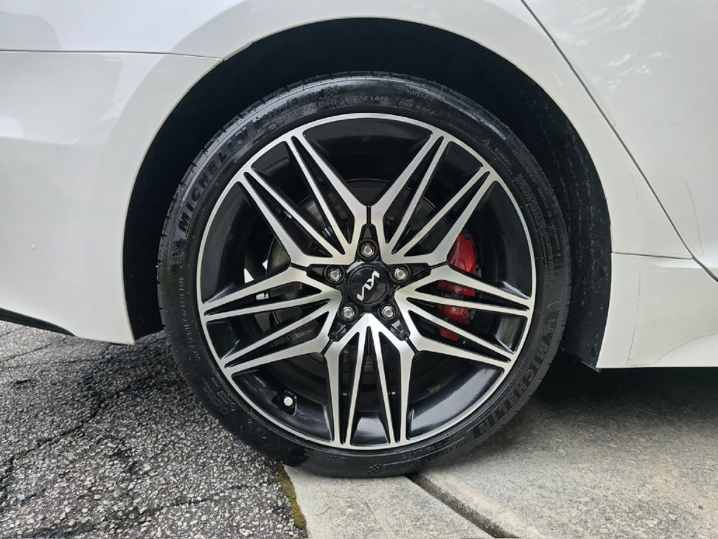 2022 Kia Stinger Image 13