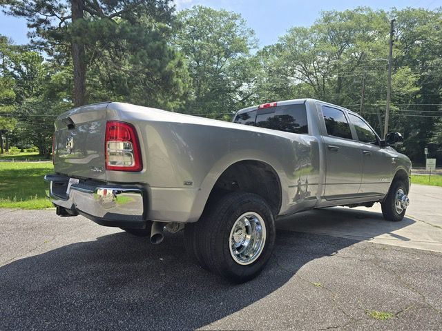 2019 RAM 3500 Image 3