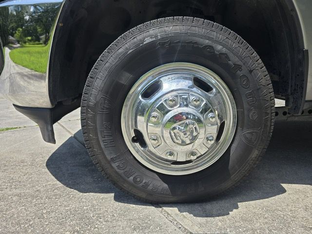 2019 RAM 3500 Image 13