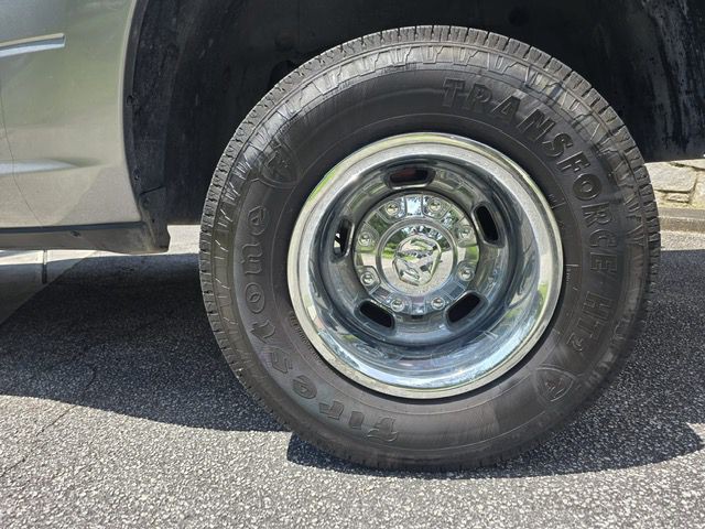 2019 RAM 3500 Image 17