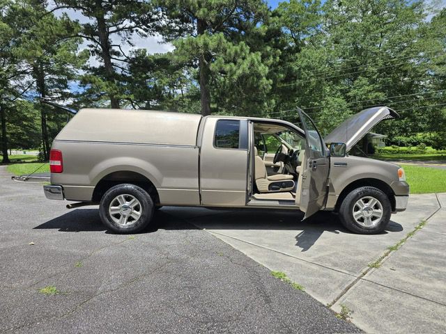 2005 Ford F-150 Image 2