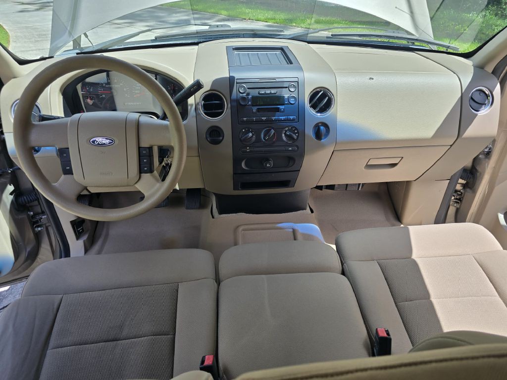 2005 Ford F-150 Image 6