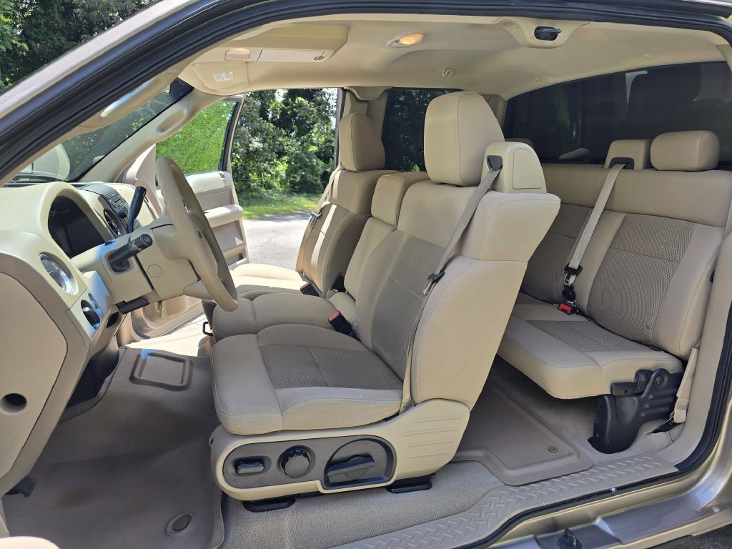 2005 Ford F-150 Image 7