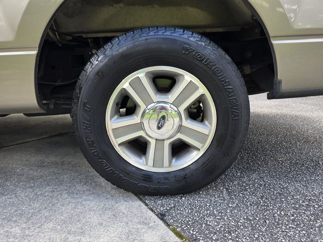2005 Ford F-150 Image 9
