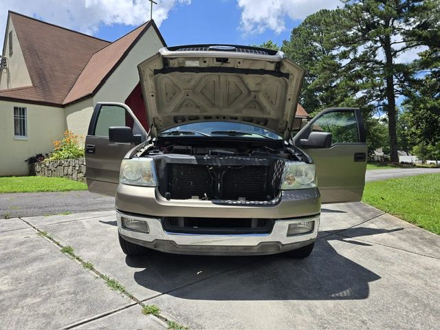 2005 Ford F-150 Image 28