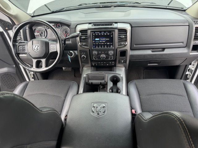 2018 RAM 2500 Image 32