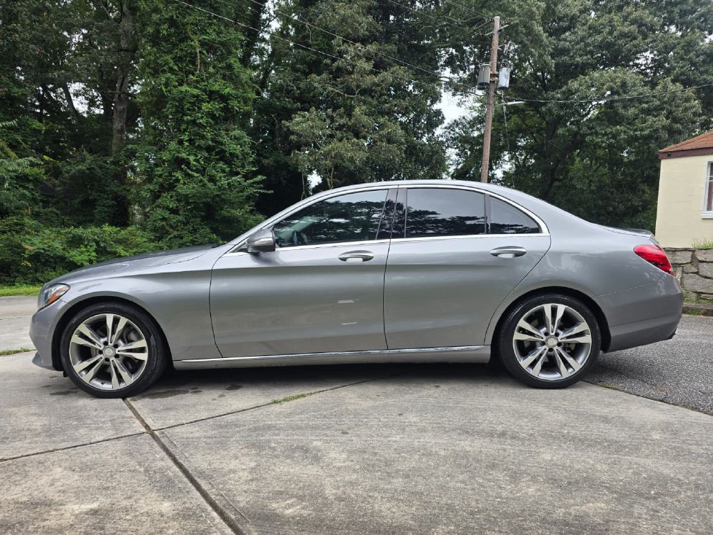 2015 Mercedes-Benz C-Class Image 10