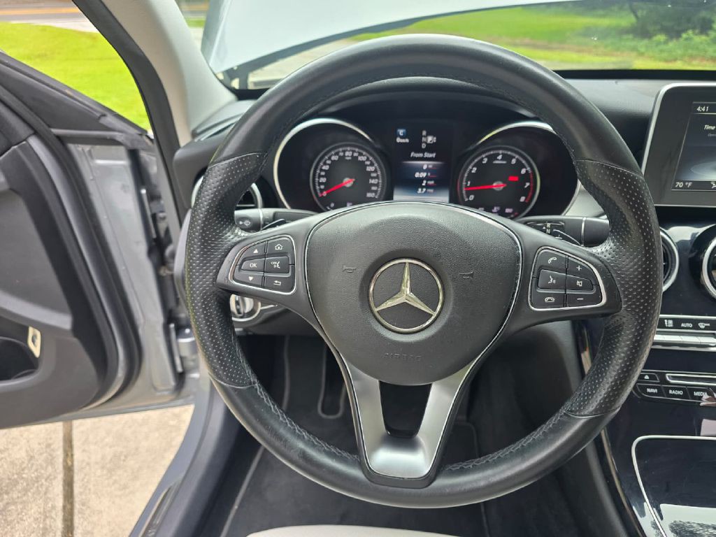 2015 Mercedes-Benz C-Class Image 27