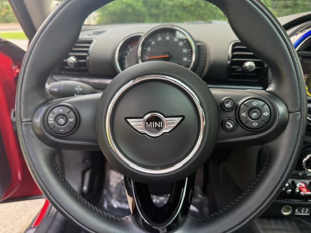 2017 MINI Cooper Image 50