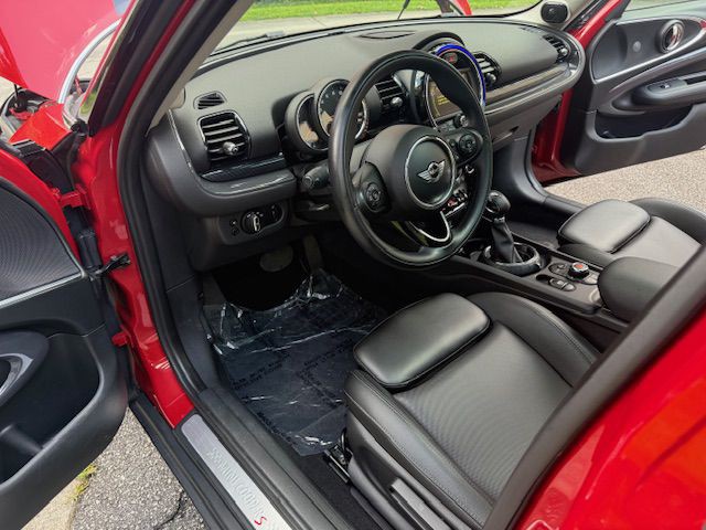 2017 MINI Cooper Image 7