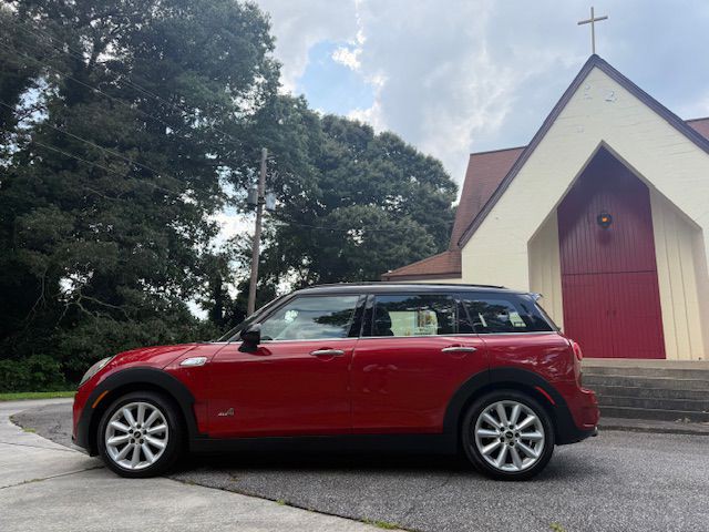 2017 MINI Cooper Image 16