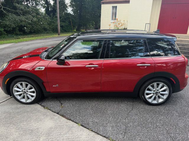 2017 MINI Cooper Image 17