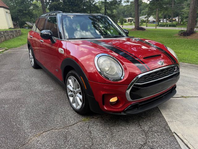 2017 MINI Cooper Image 24