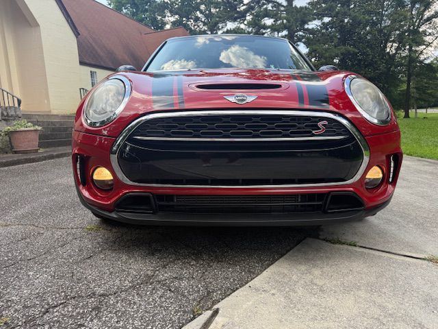 2017 MINI Cooper Image 25