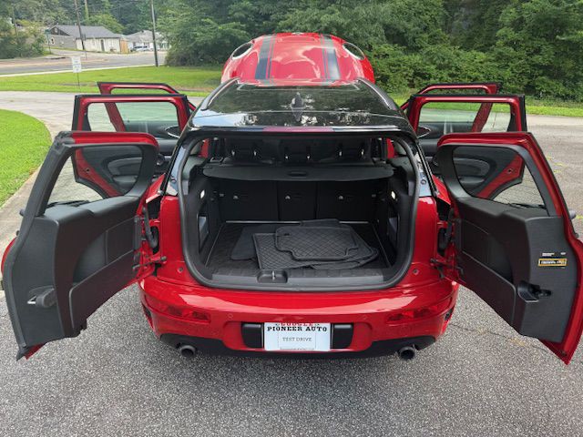 2017 MINI Cooper Image 35