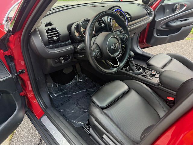 2017 MINI Cooper Image 42