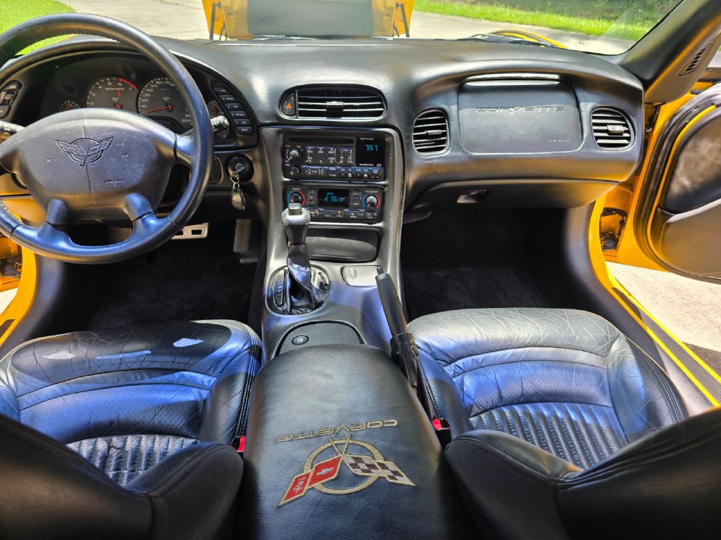 2000 Chevrolet Corvette Image 6