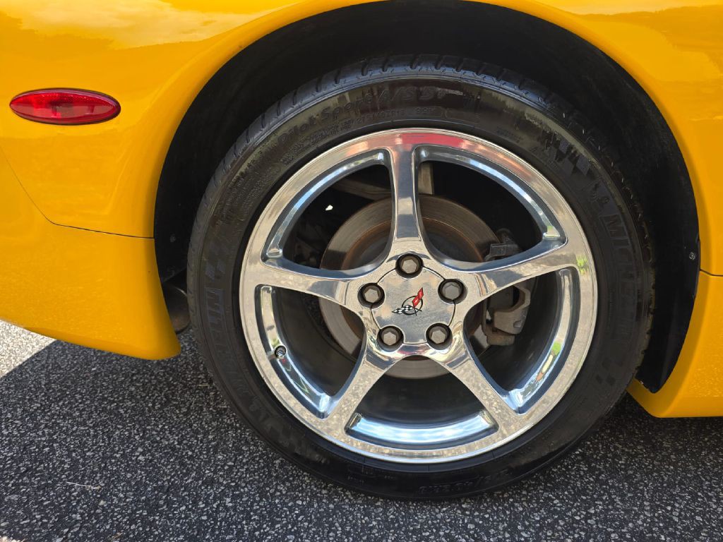 2000 Chevrolet Corvette Image 20