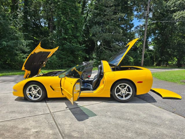 2000 Chevrolet Corvette Image 25
