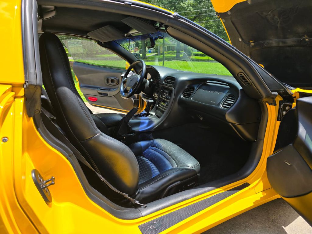 2000 Chevrolet Corvette Image 28