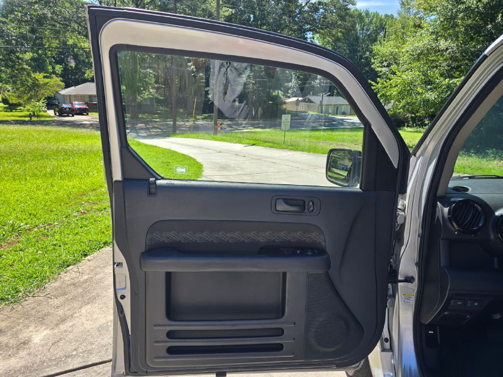 2007 Honda Element Image 31
