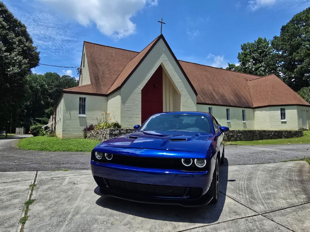 2016 Dodge Challenger Image 4
