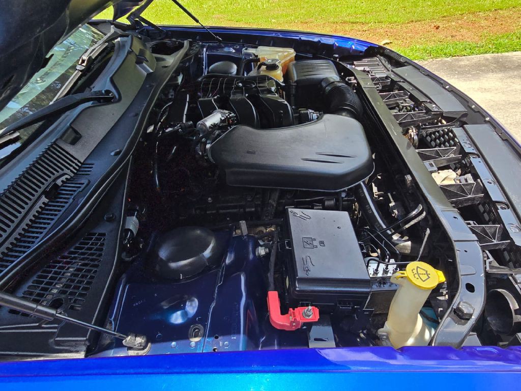 2016 Dodge Challenger Image 11