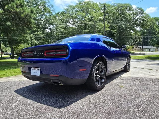 2016 Dodge Challenger Image 16