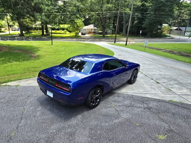 2016 Dodge Challenger Image 20