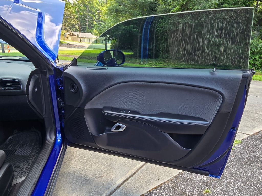 2016 Dodge Challenger Image 25
