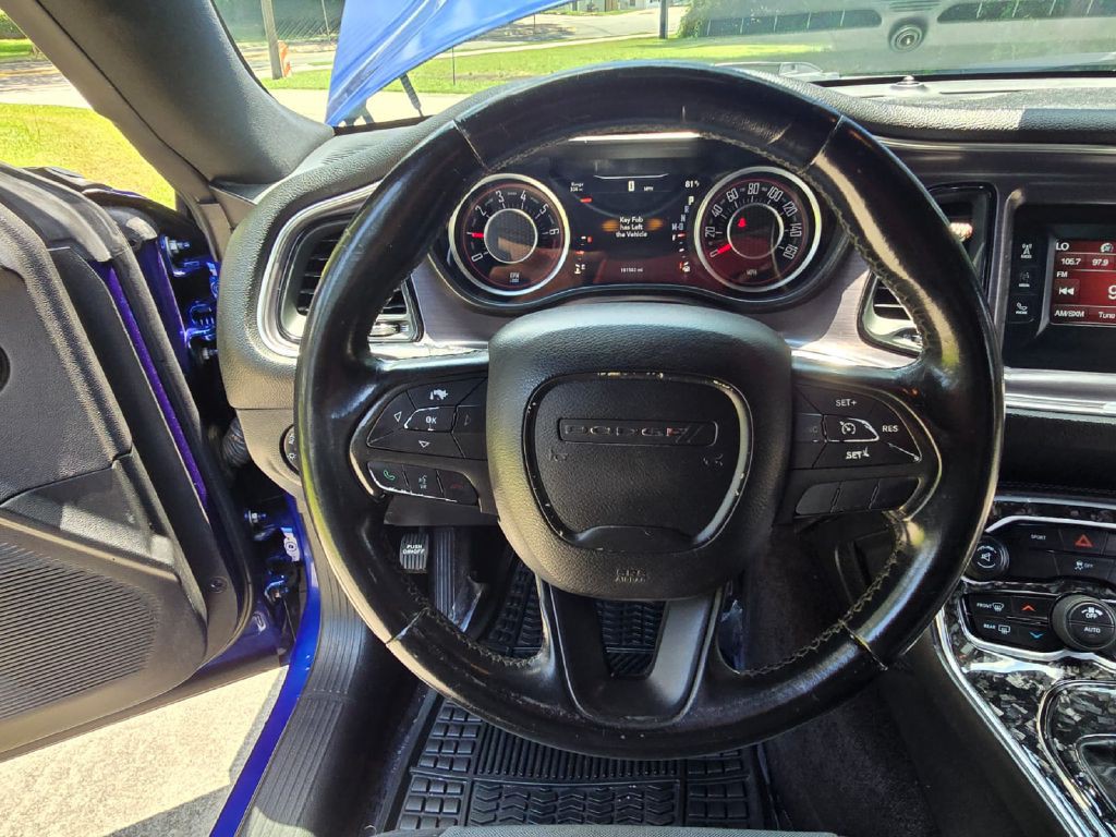 2016 Dodge Challenger Image 28