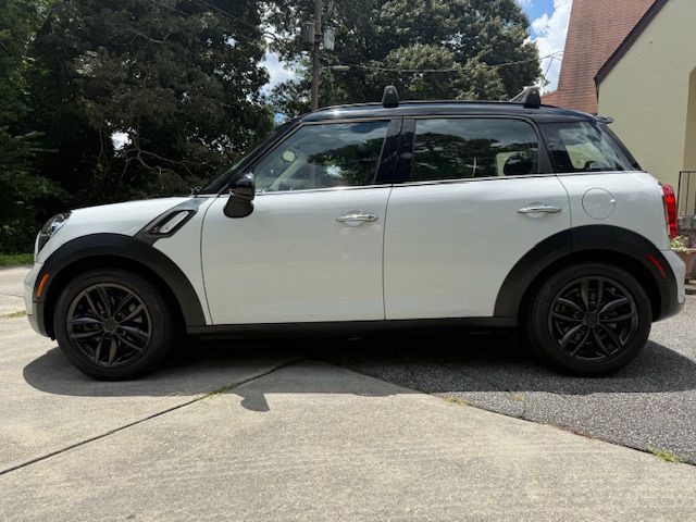 2013 MINI Cooper Image 14