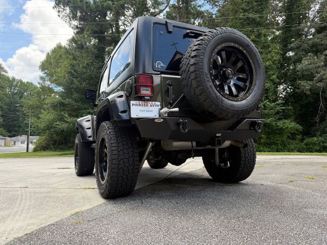 2015 Jeep Wrangler Image 16