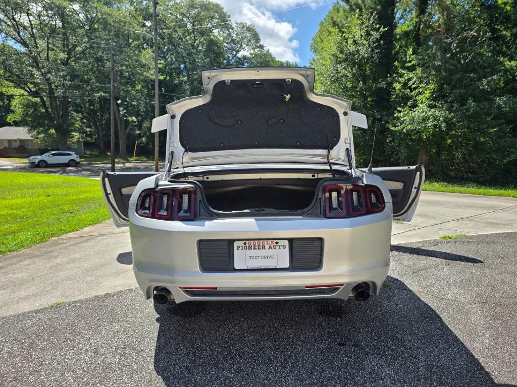 2013 Ford Mustang Image 29