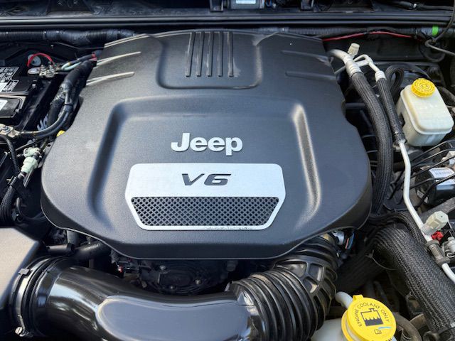 2015 Jeep Wrangler Unlimited Image 38