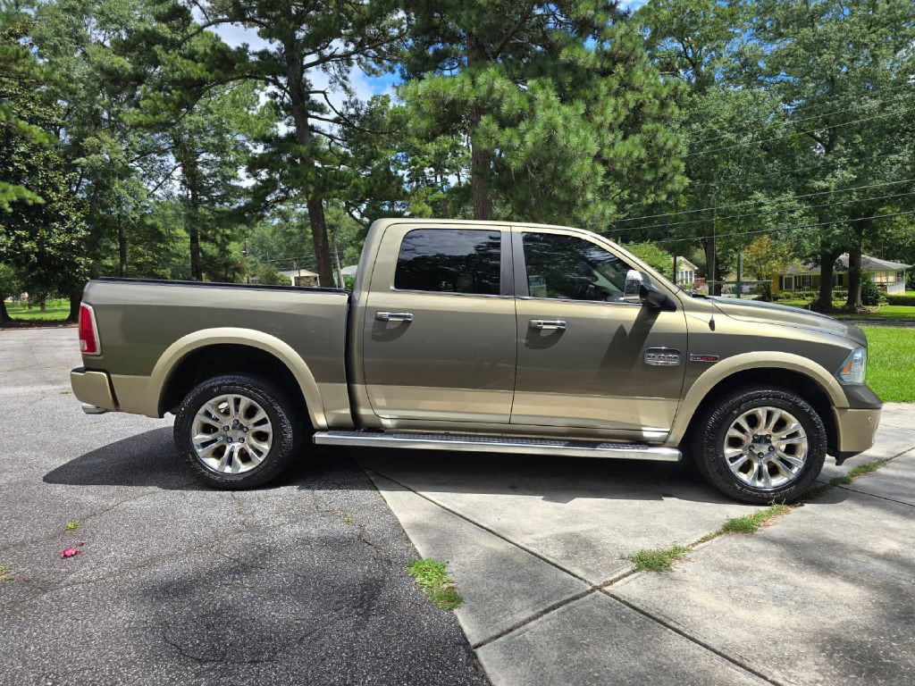 2014 RAM 1500 Image 17