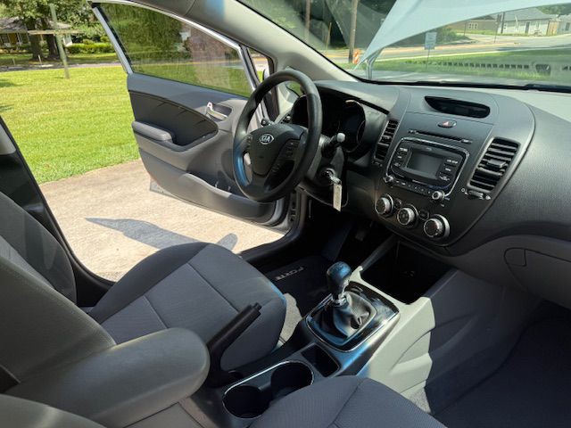 2018 Kia Forte Image 6
