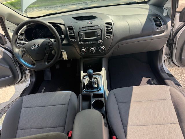 2018 Kia Forte Image 15