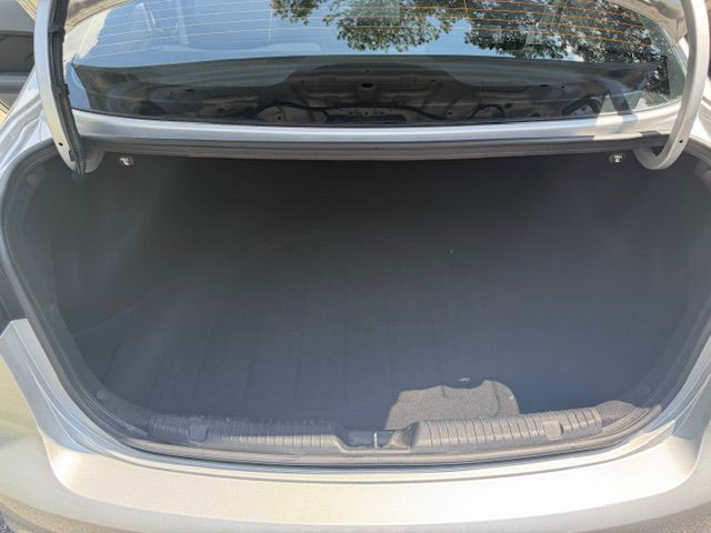 2018 Kia Forte Image 17