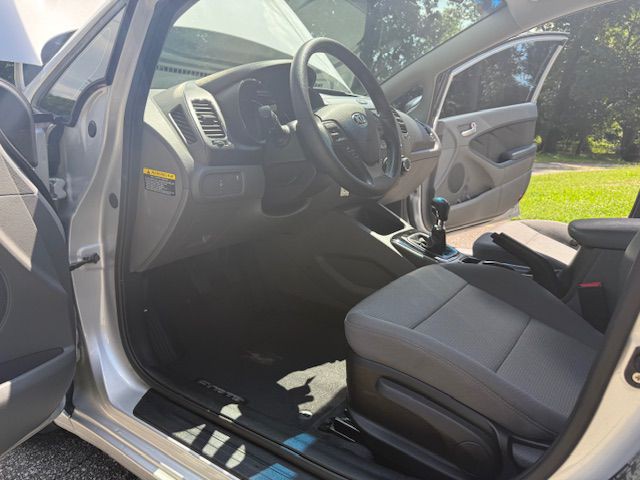 2018 Kia Forte Image 23
