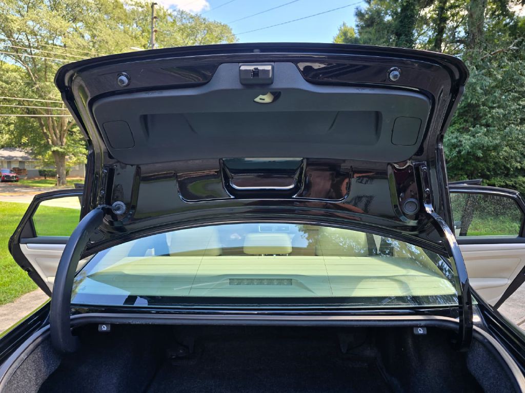 2012 Volkswagen Passat Image 23