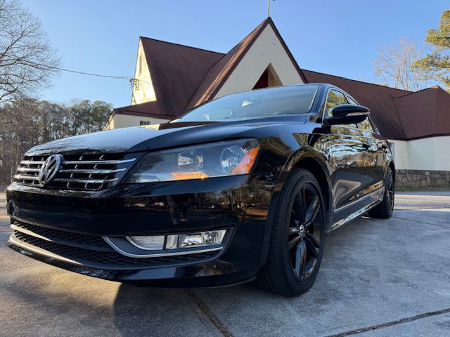 2012 Volkswagen Passat Image 12