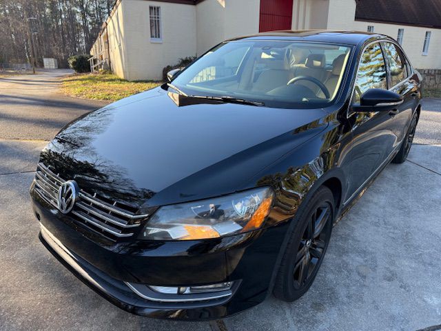 2012 Volkswagen Passat Image 13