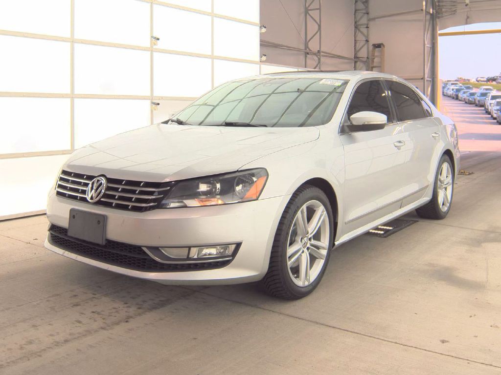 2014 Volkswagen Passat SEL