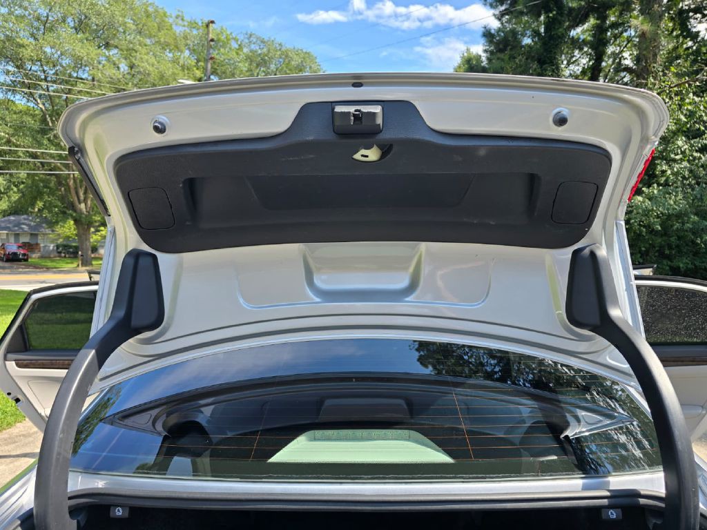 2014 Volkswagen Passat Image 23