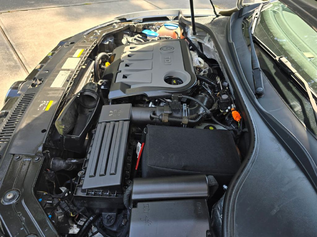 2014 Volkswagen Passat Image 26